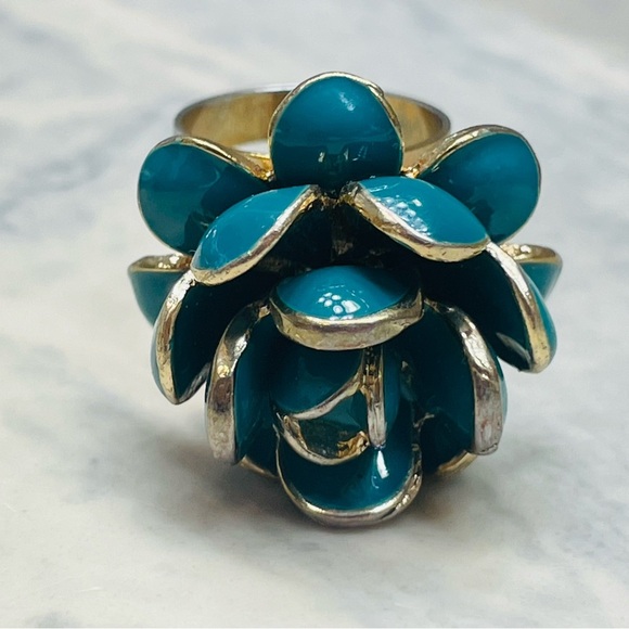 Gold and Blue Floral Ring size 6 - Picture 5 of 6